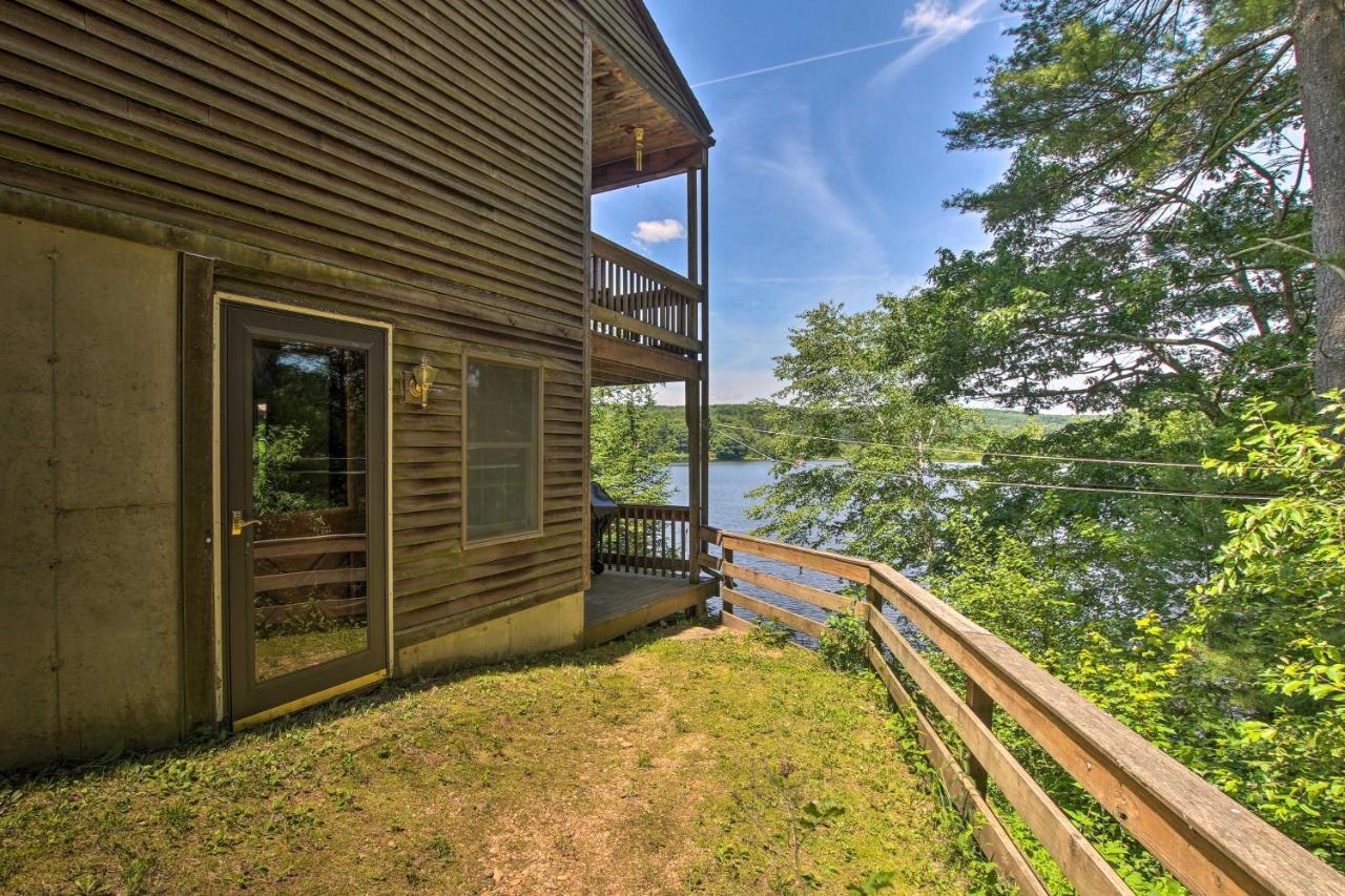Waterfront New England House On Wickaboag Lake! West Brookfield Kültér fotó