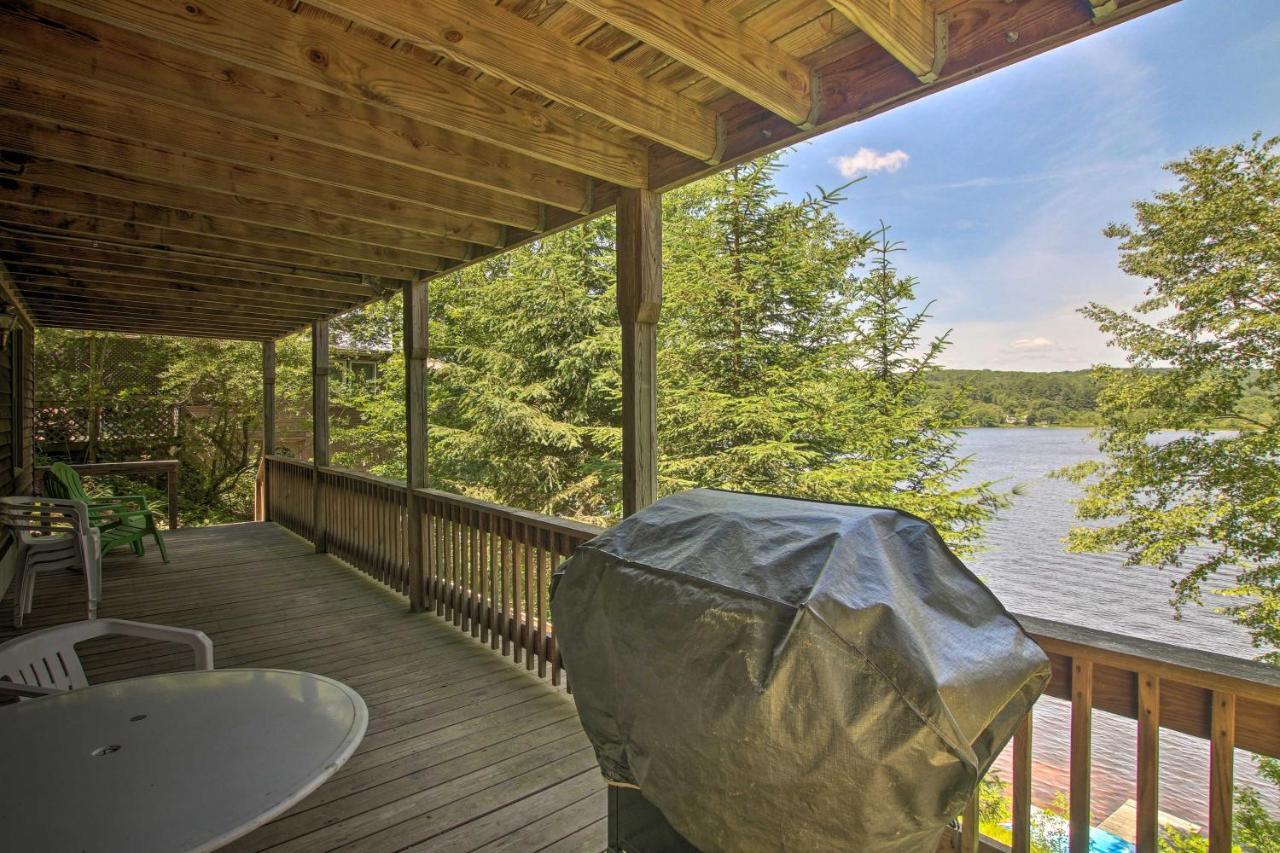 Waterfront New England House On Wickaboag Lake! West Brookfield Kültér fotó